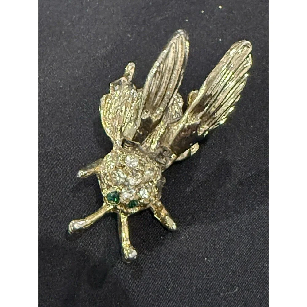 Vintage Style Rhinestone Fly Insect Brooch Pin Green Eyes Pave Articulated Wings